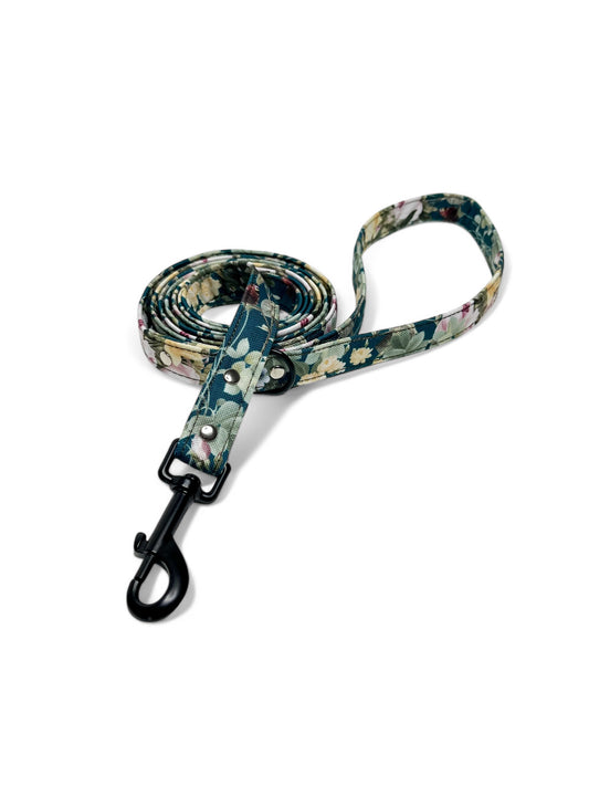 Rose garden dog leash