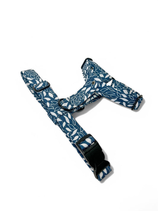 Dog harness "leaves on navy blue"